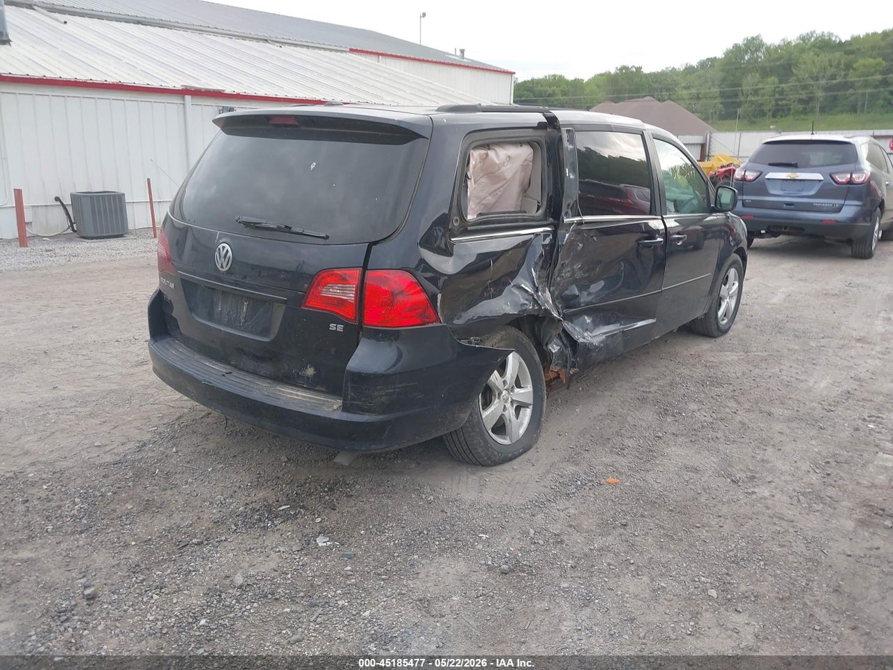 2011 VOLKSWAGEN ROUTAN SE thumbnail 5