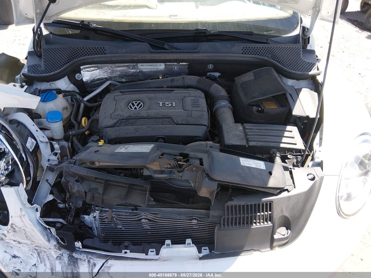 2015 VOLKSWAGEN BEETLE 1.8T thumbnail 11