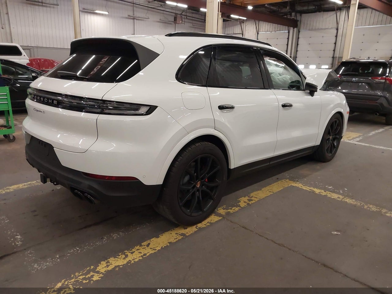 2026 PORSCHE CAYENNE S thumbnail 5