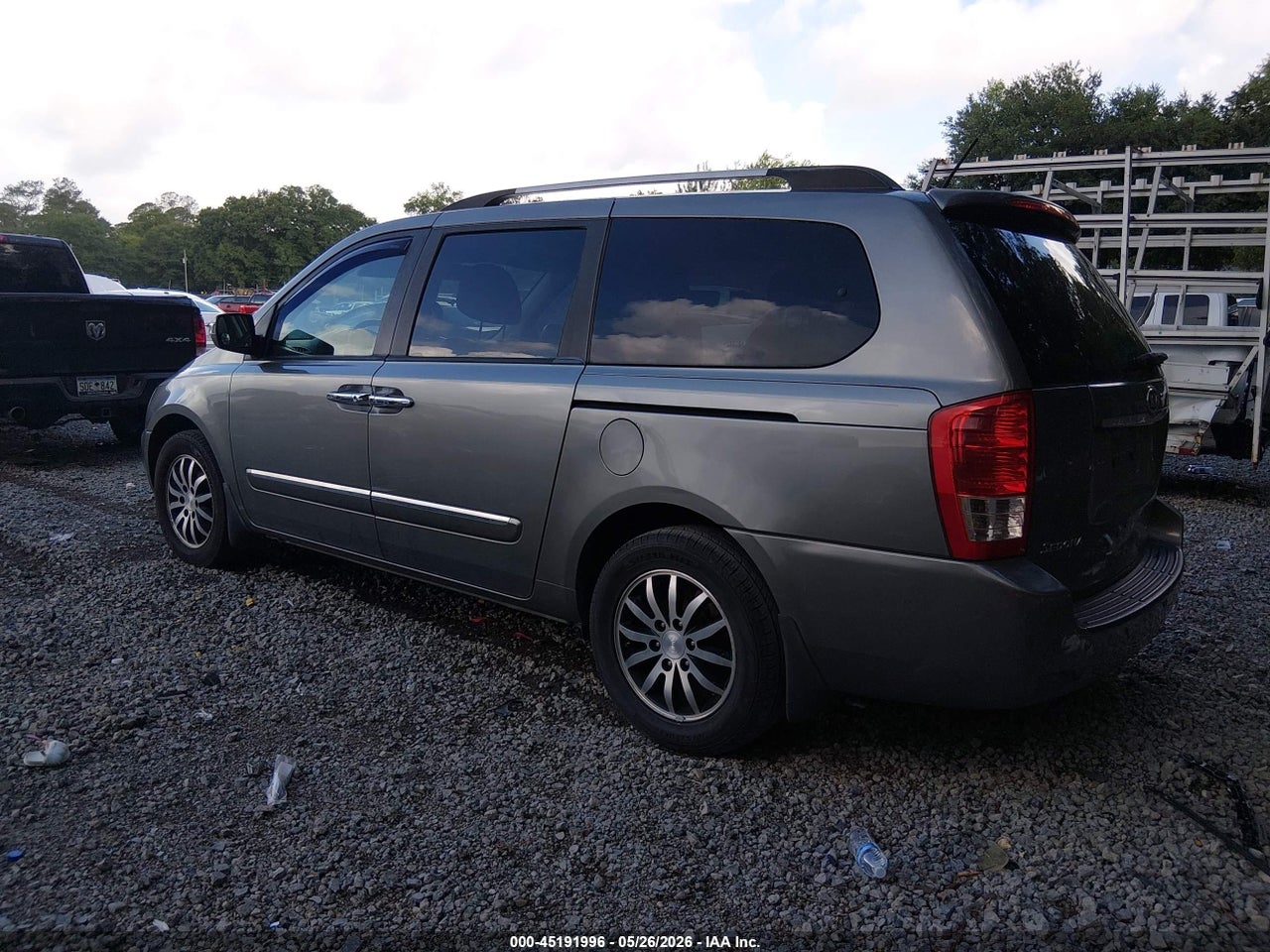 2012 KIA SEDONA EX thumbnail 4