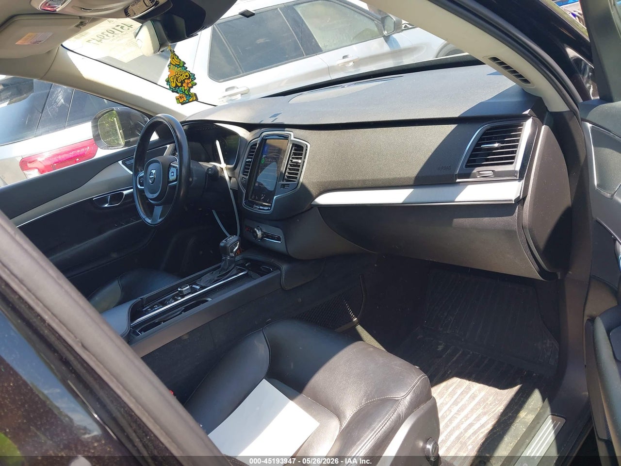 2021 VOLVO XC90 T5 MOMENTUM 7 PASSENGER thumbnail 6