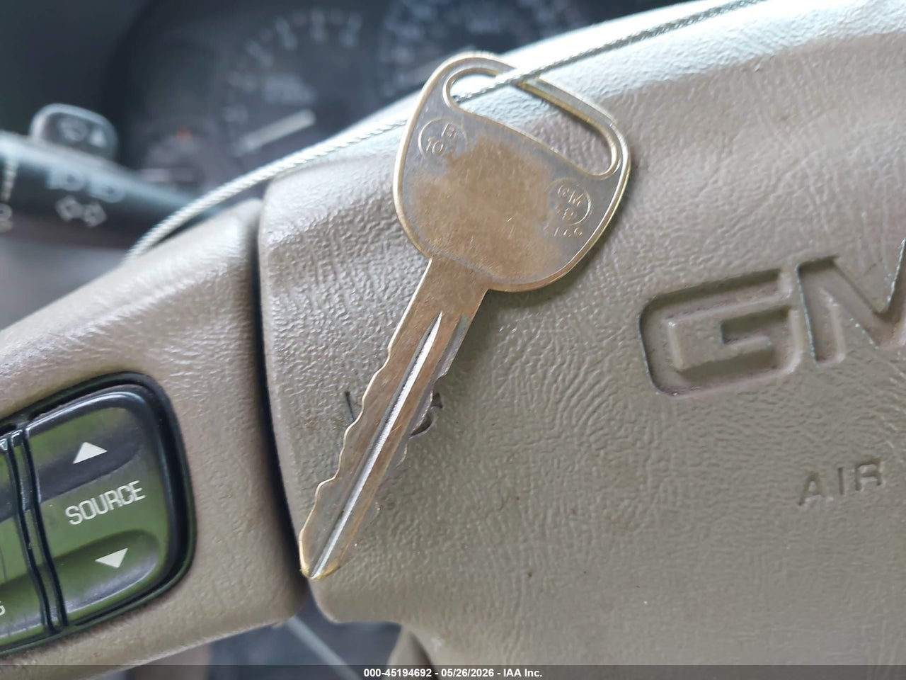 2004 GMC SIERRA 1500 DENALI thumbnail 12