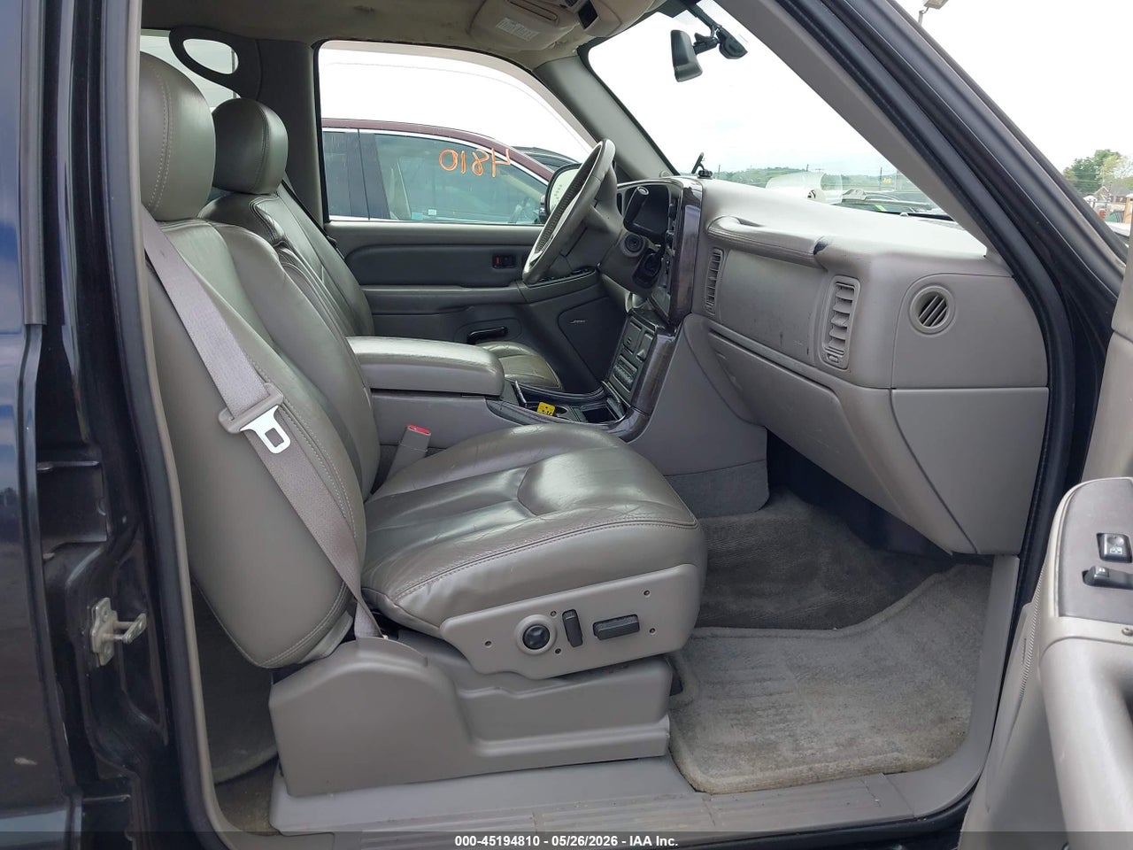2005 GMC SIERRA 1500 DENALI thumbnail 6
