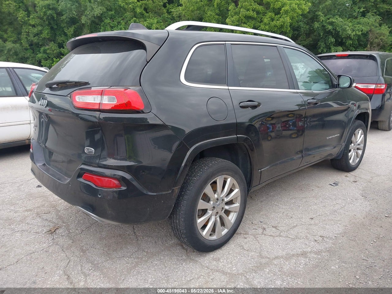 2016 JEEP CHEROKEE OVERLAND thumbnail 5