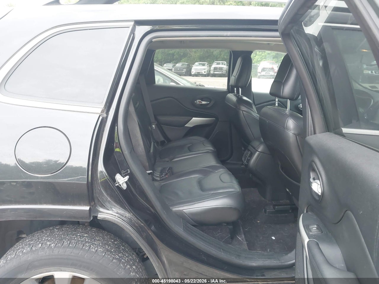 2016 JEEP CHEROKEE OVERLAND thumbnail 9