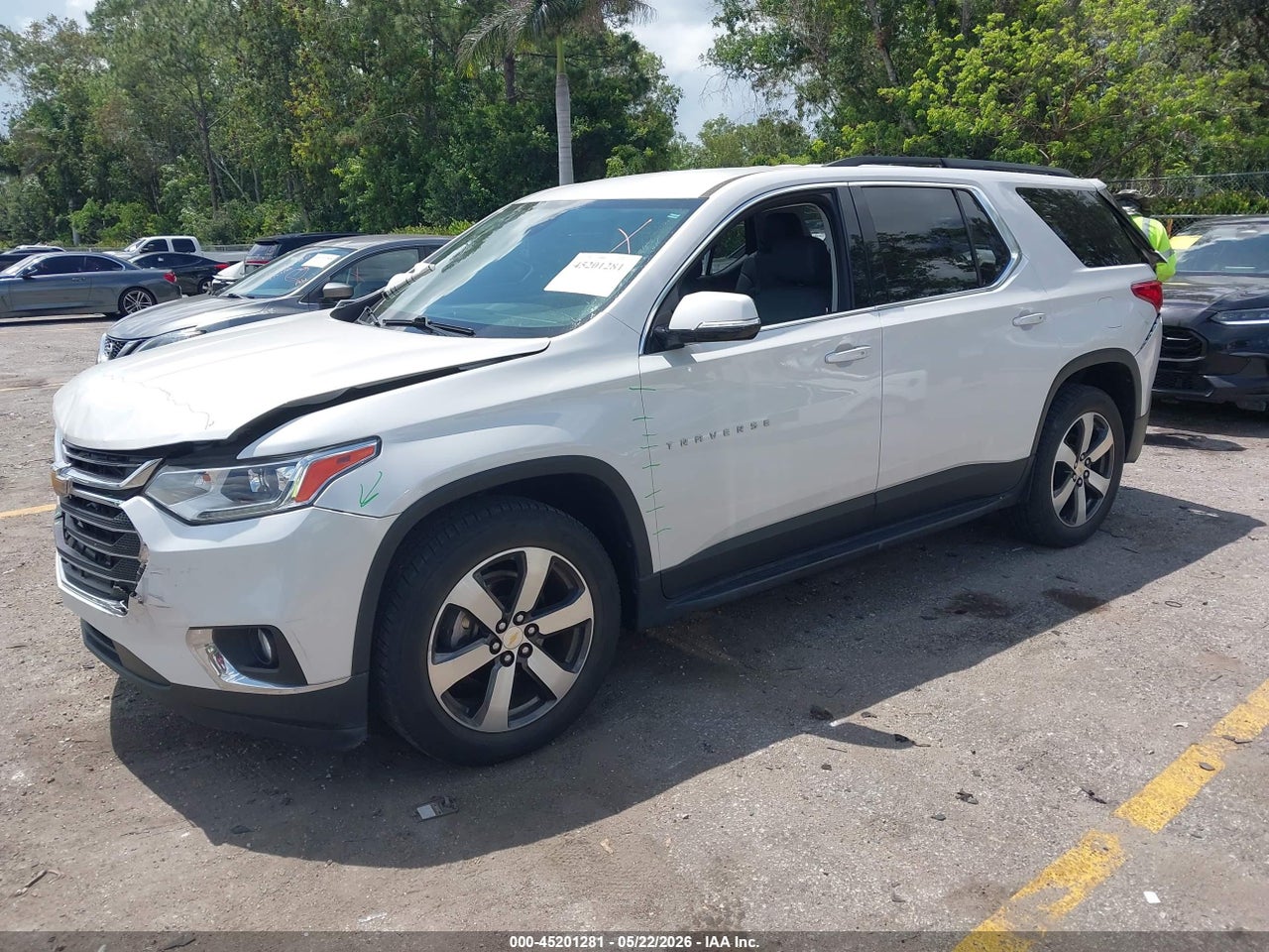2019 CHEVROLET TRAVERSE 3LT thumbnail 3