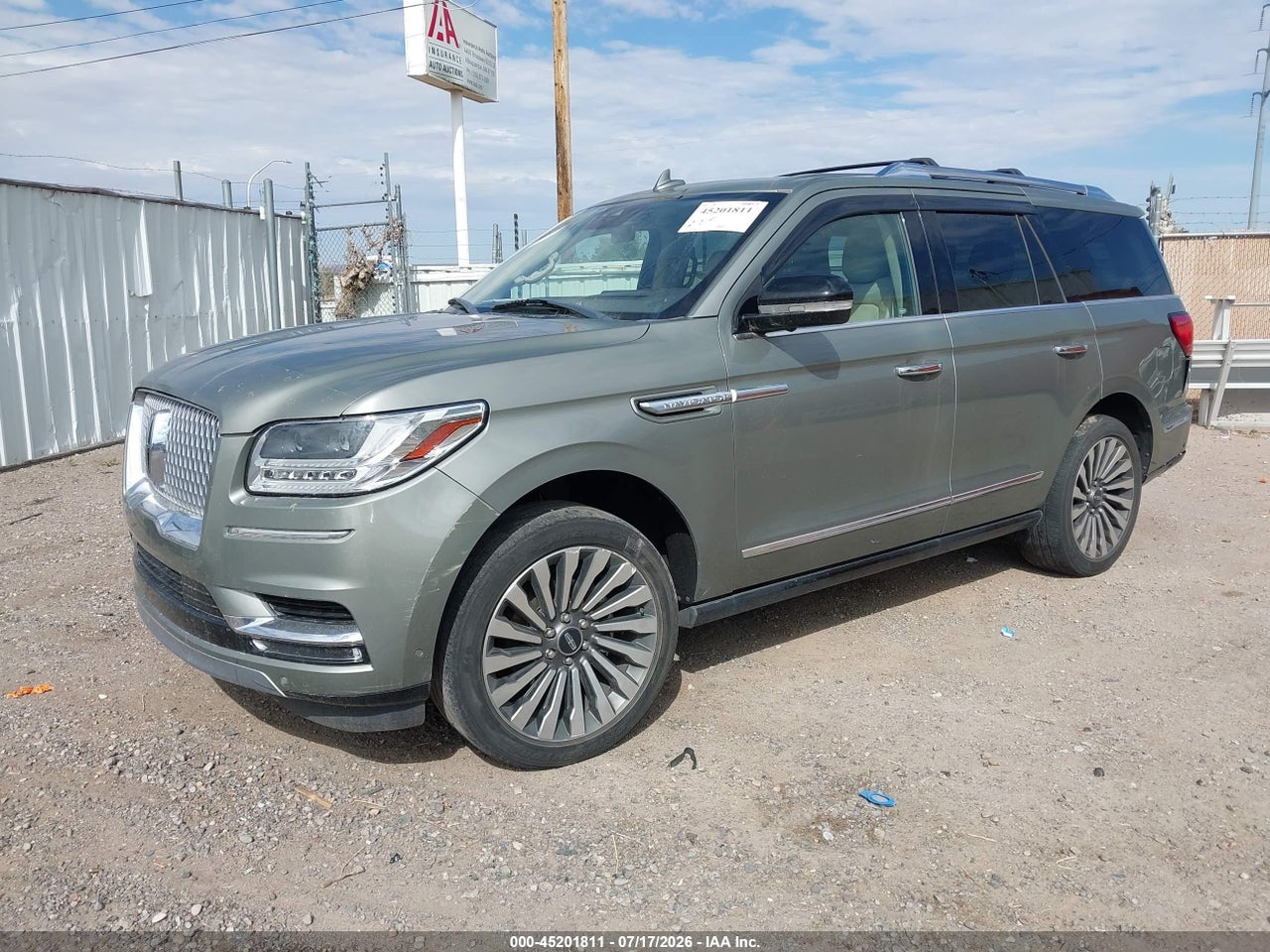 2019 LINCOLN NAVIGATOR RESERVE thumbnail 3