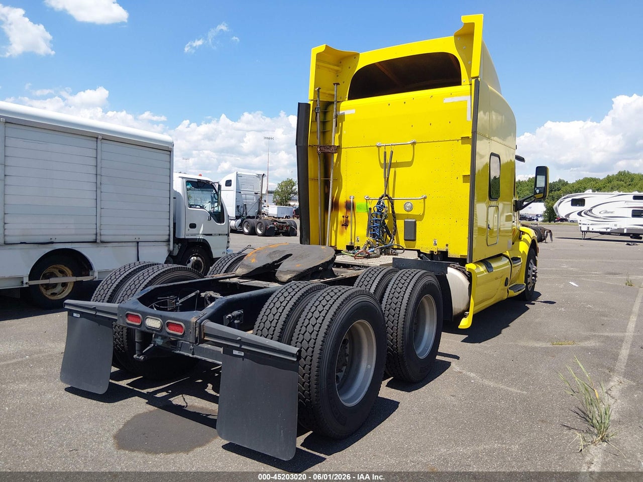 2017 PETERBILT 579   · 4/12