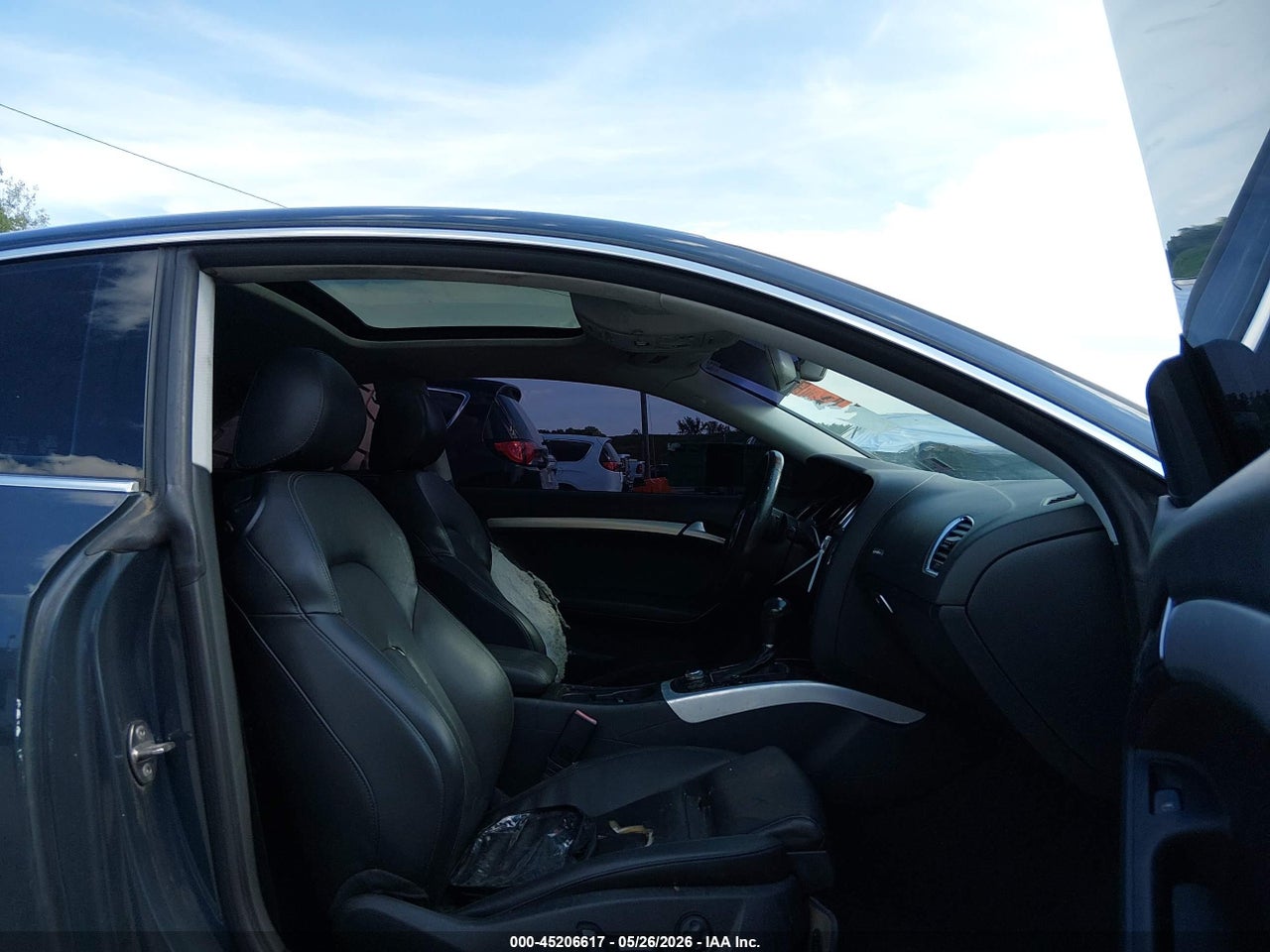 2010 AUDI A5 2.0T PREMIUM · 5/12