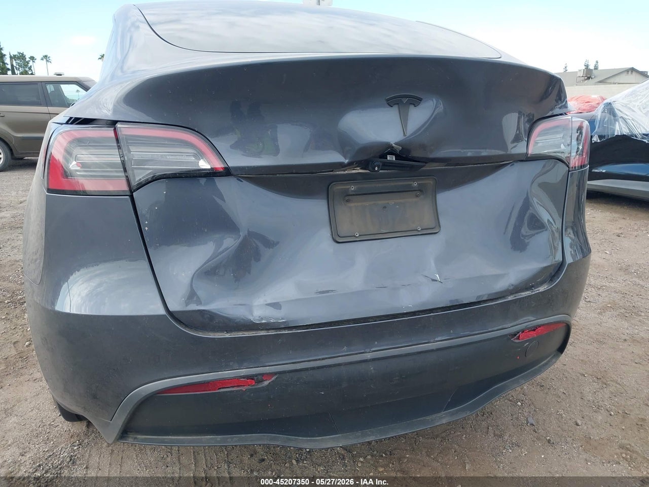 2023 TESLA MODEL Y RWD thumbnail 7