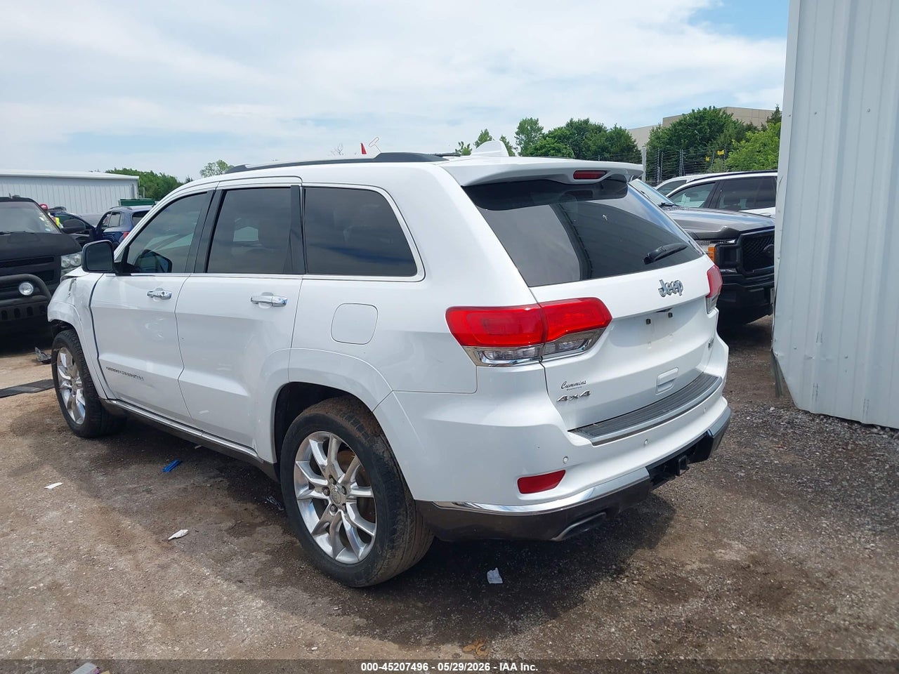 2016 JEEP GRAND CHEROKEE SUMMIT thumbnail 4