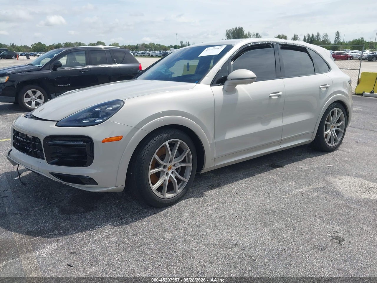 2021 PORSCHE CAYENNE S thumbnail 3