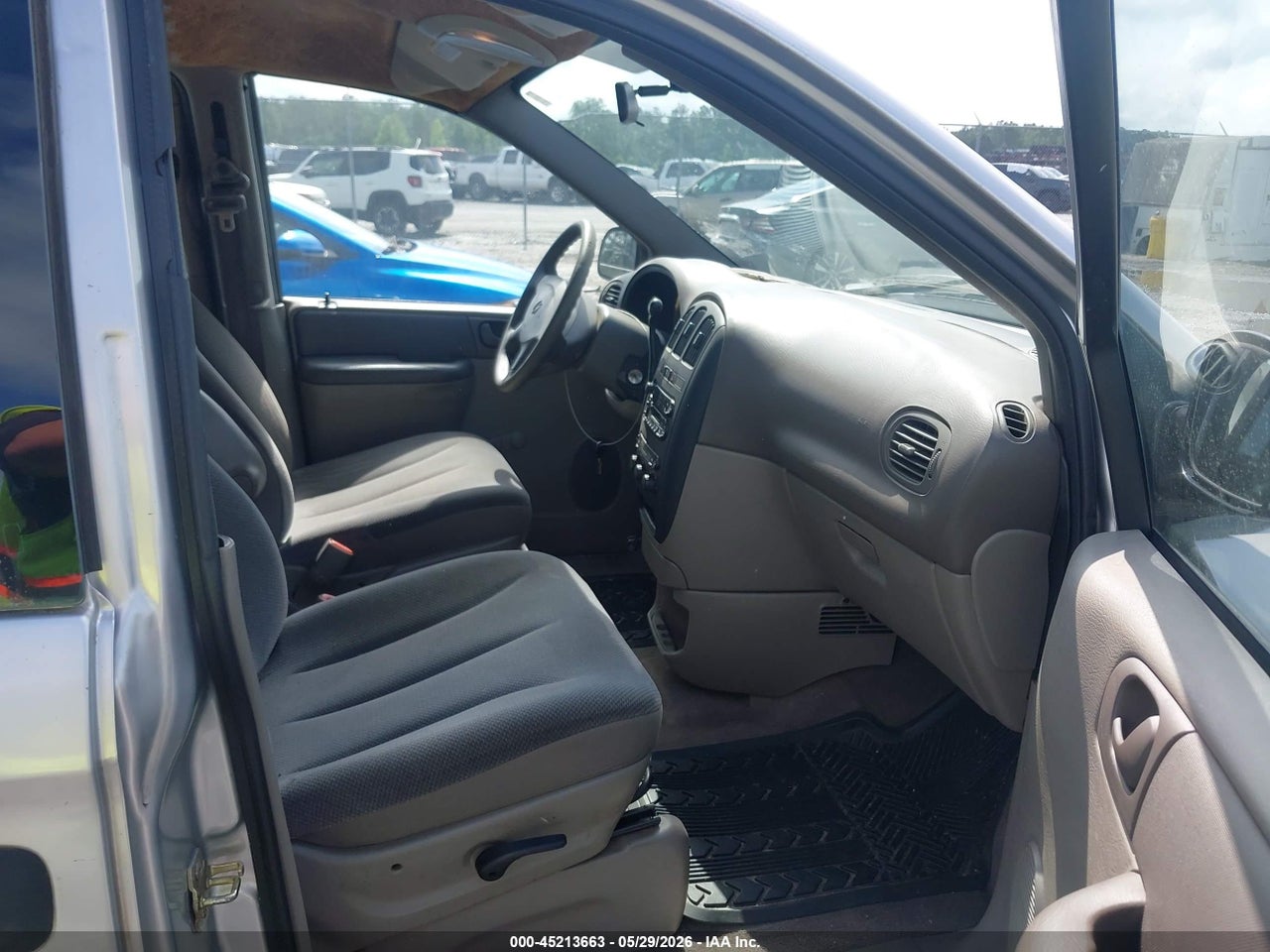 2003 DODGE CARAVAN SE thumbnail 6