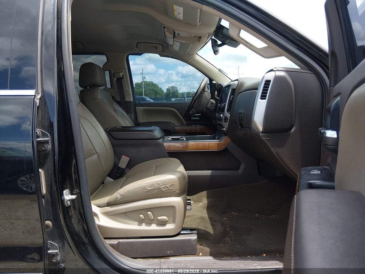 2017 GMC SIERRA 1500 SLT · 5/12