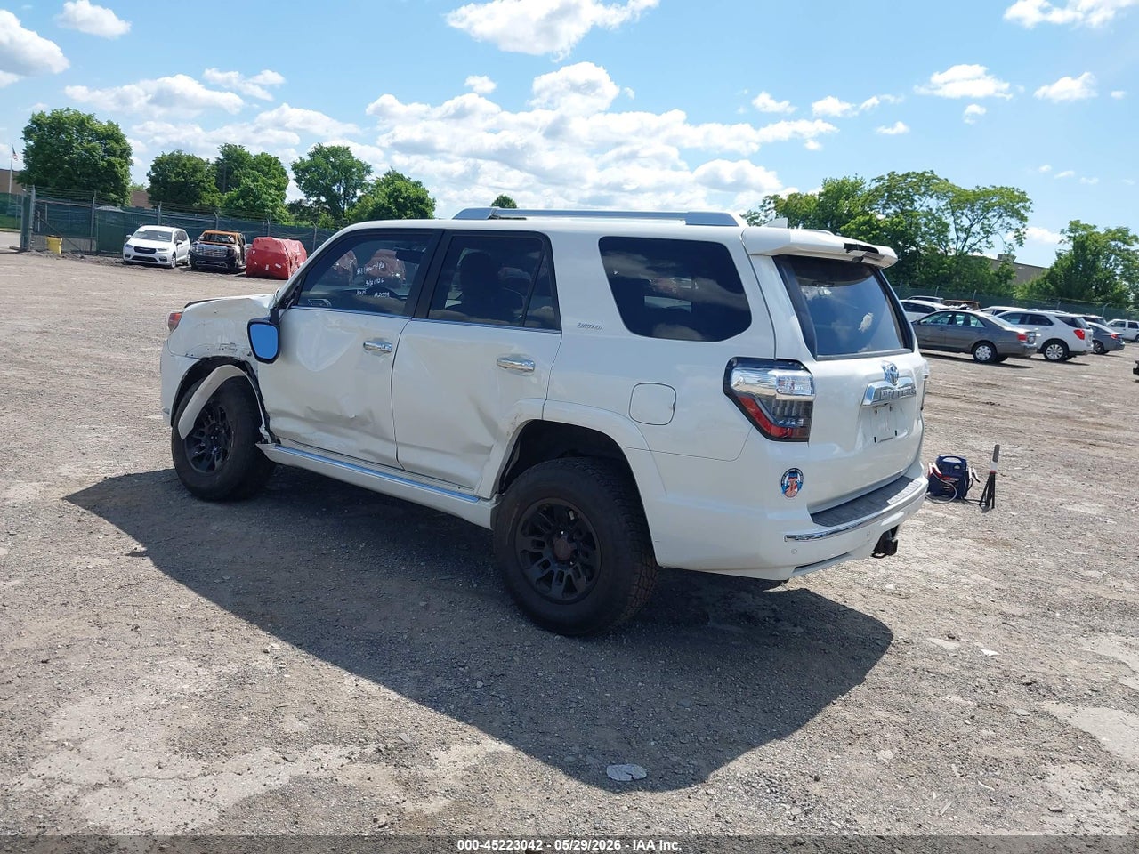 2016 TOYOTA 4RUNNER LIMITED thumbnail 4