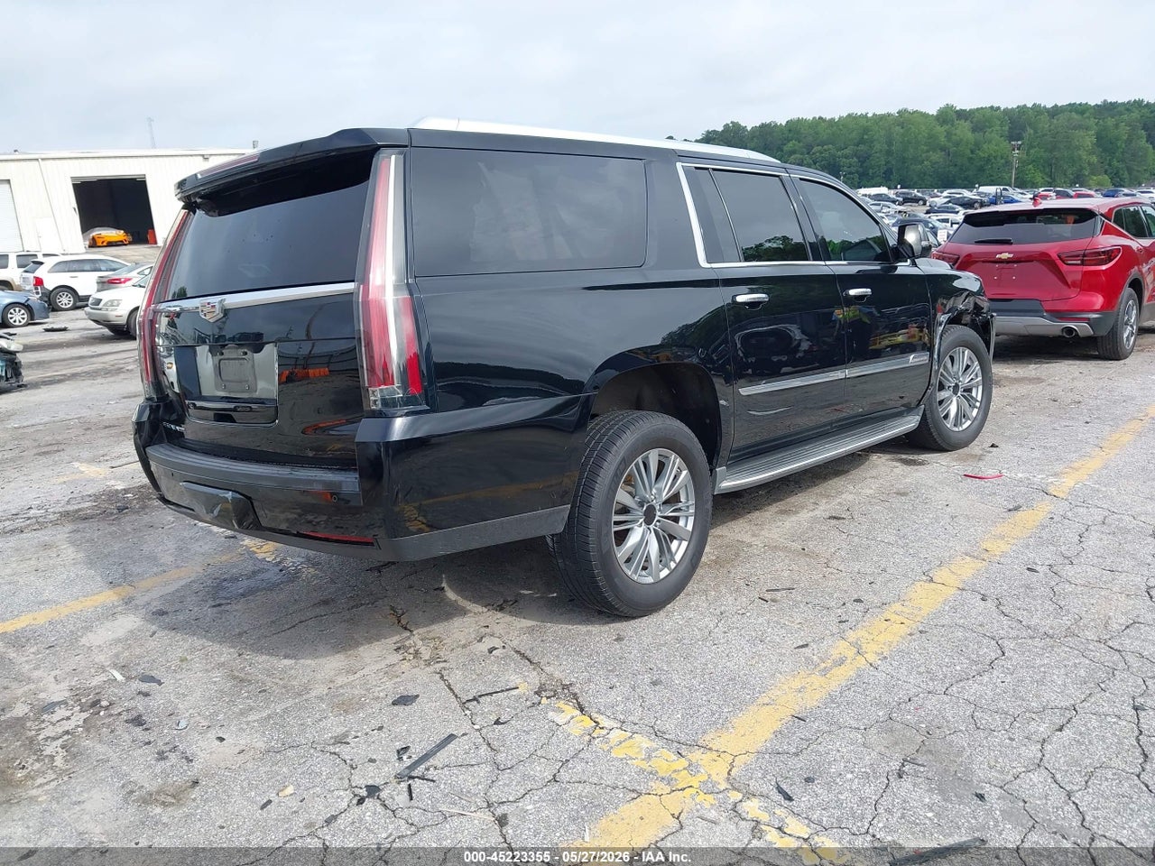 2016 CADILLAC ESCALADE ESV STANDARD · 4/12