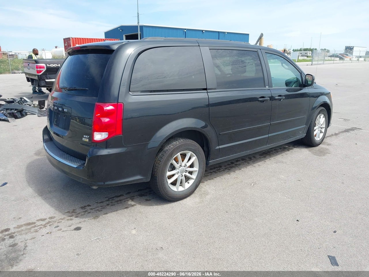 2014 DODGE GRAND CARAVAN SXT/SXT 30TH ANNIVERSARY · 4/12