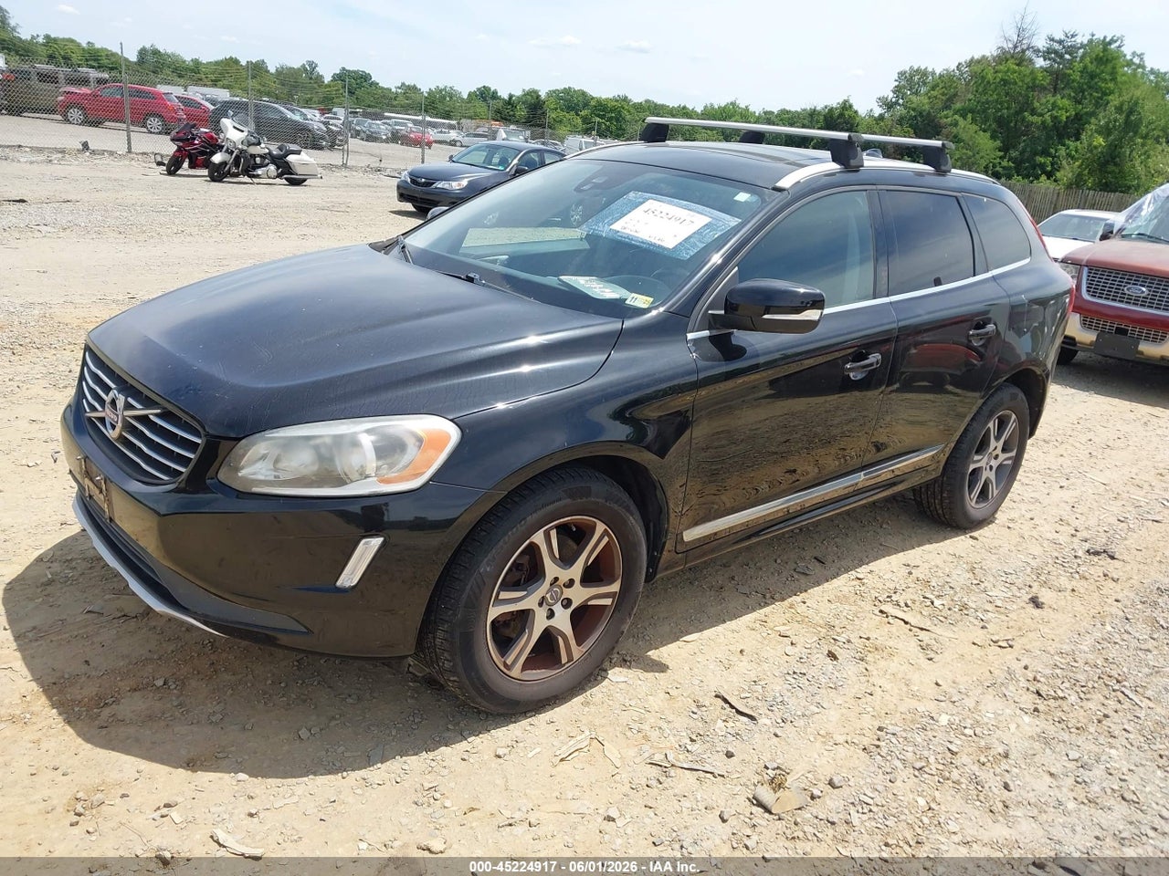 2014 VOLVO XC60 T6 R-DESIGN thumbnail 3