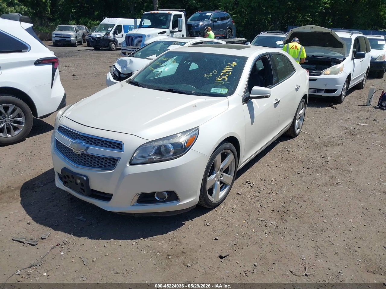 2013 CHEVROLET MALIBU 2LZ thumbnail 3