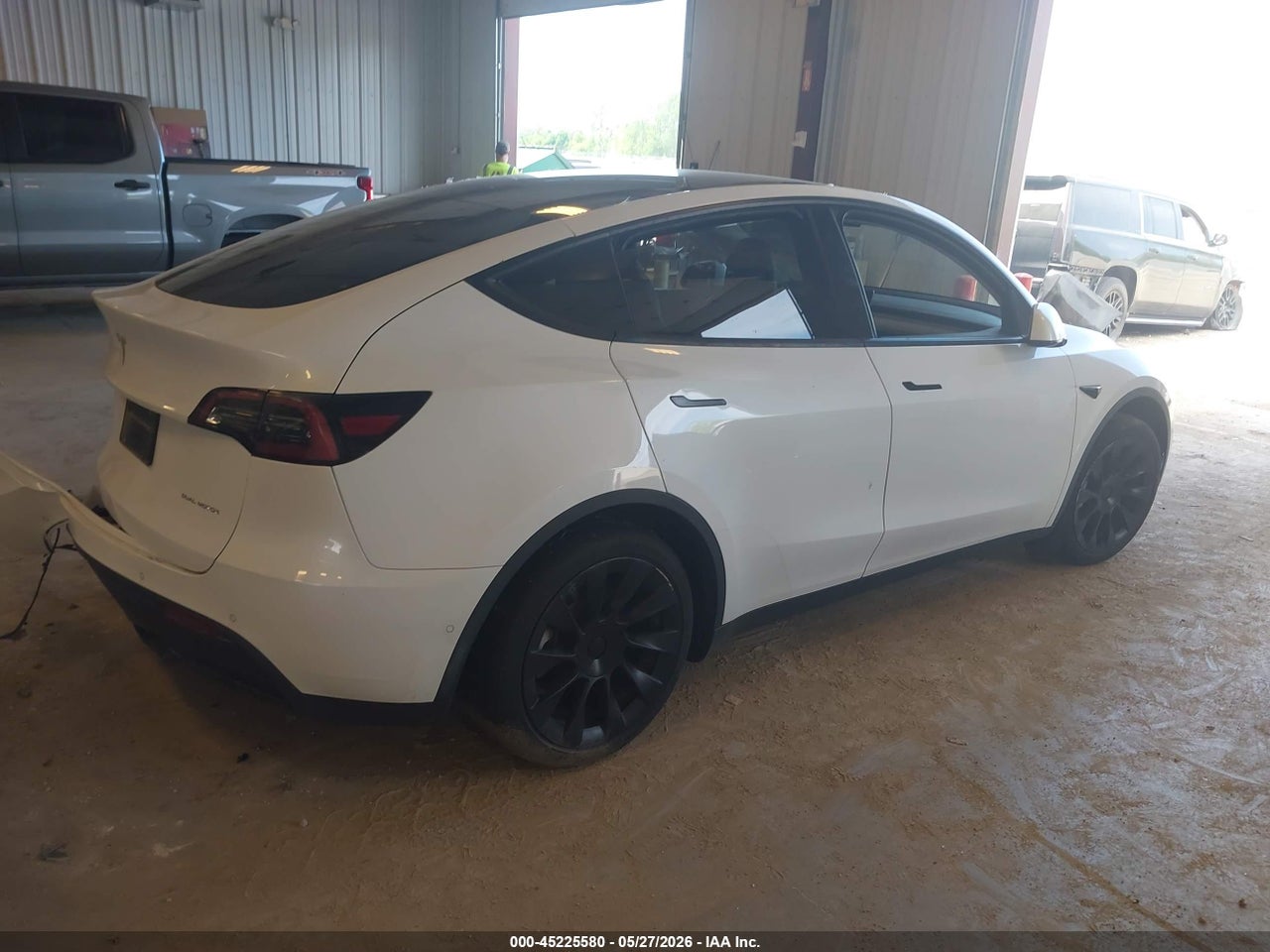 2022 TESLA MODEL Y LONG RANGE DUAL MOTOR ALL-WHEEL DRIVE · 4/12