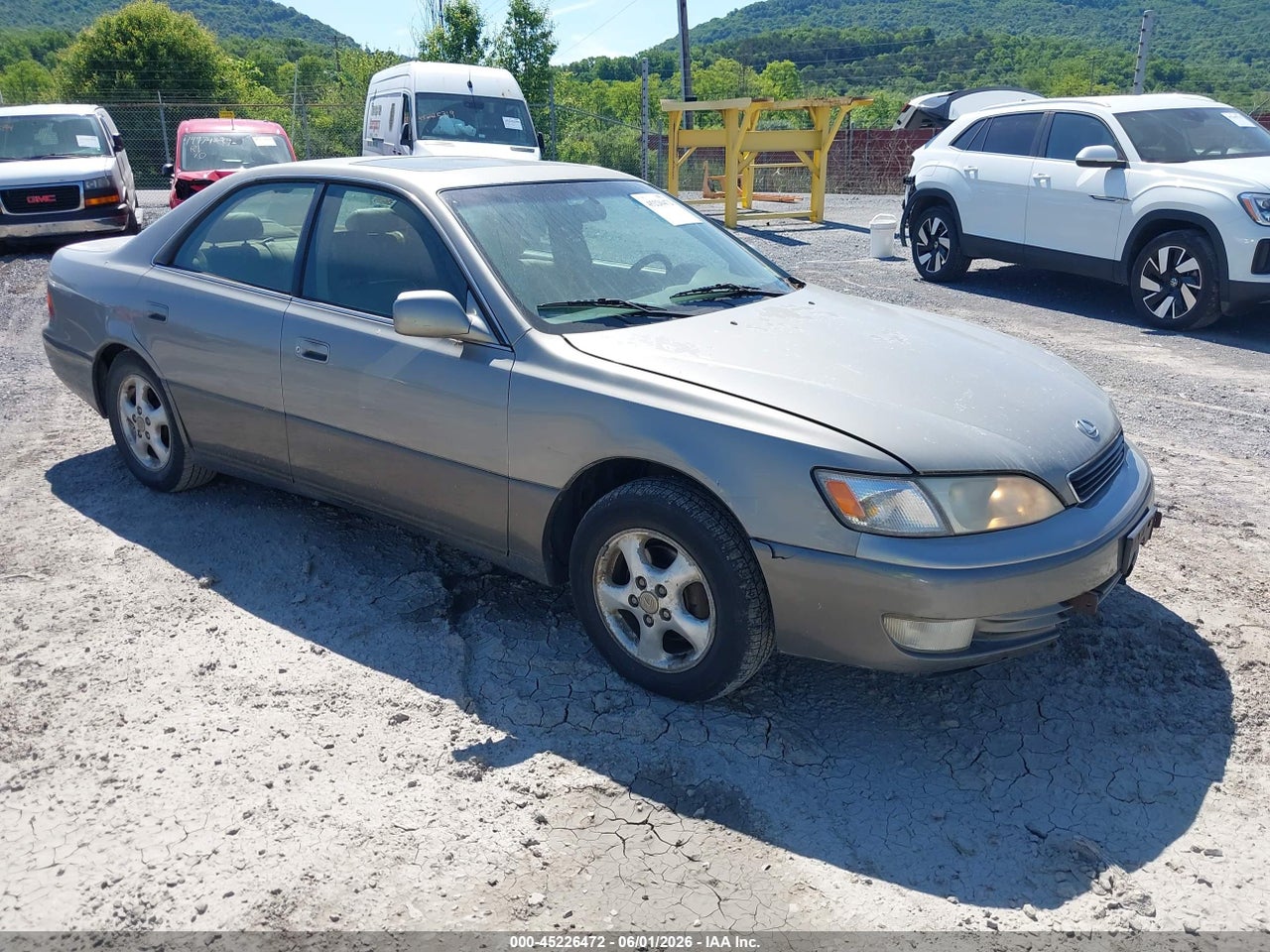1999 LEXUS ES 300 thumbnail 2