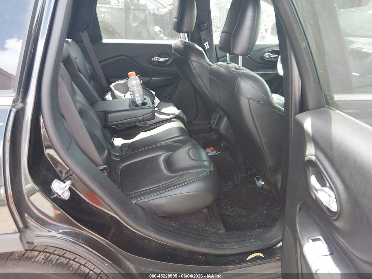 2016 JEEP CHEROKEE LIMITED thumbnail 9