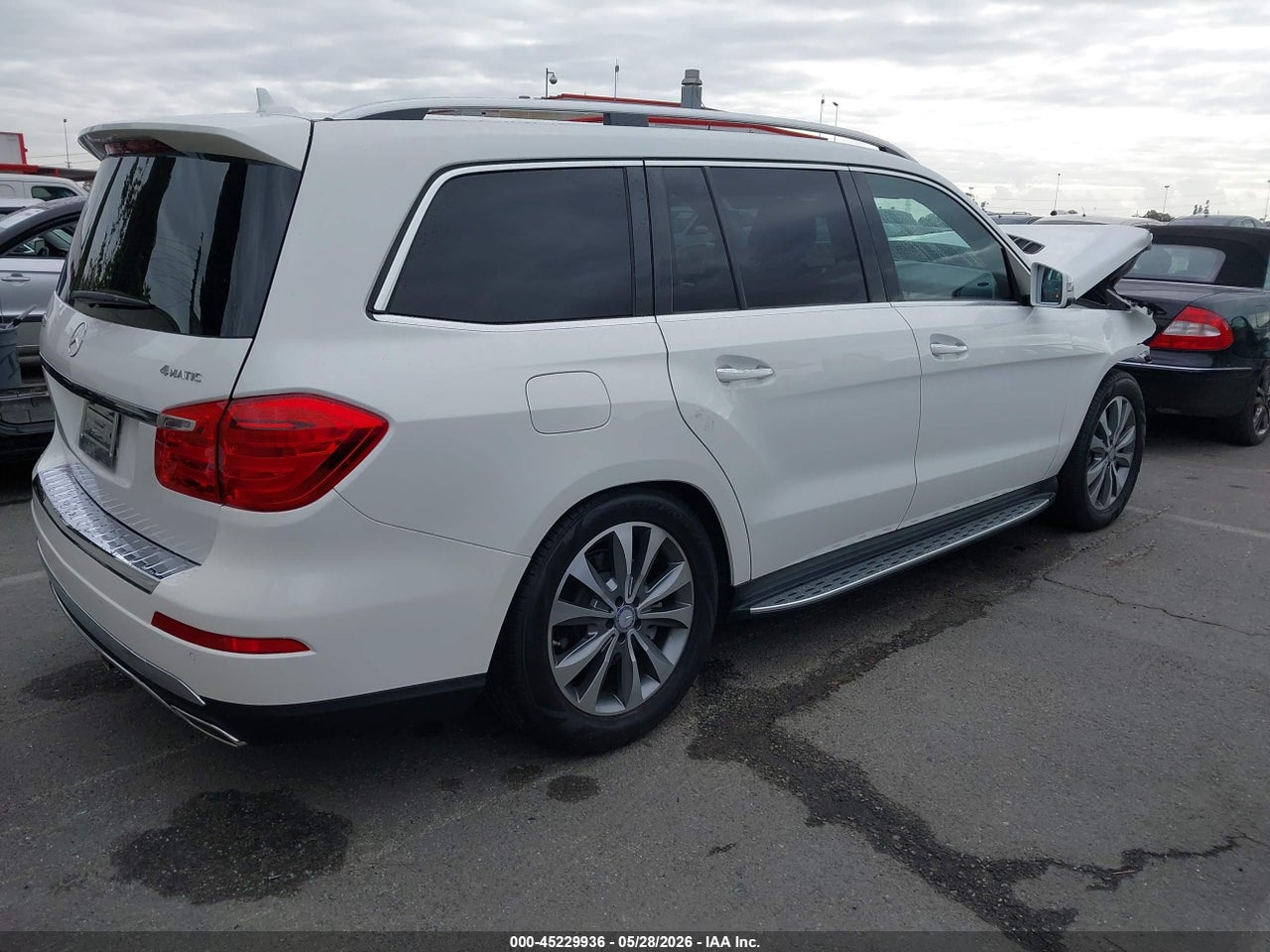 2015 MERCEDES-BENZ GL 450 4MATIC · 4/12