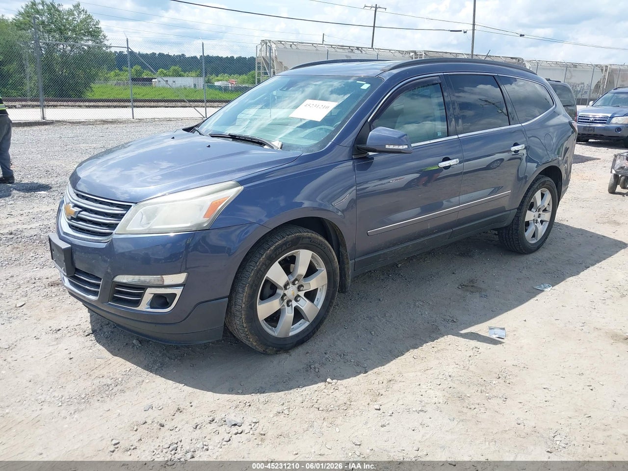 2014 CHEVROLET TRAVERSE LTZ thumbnail 3