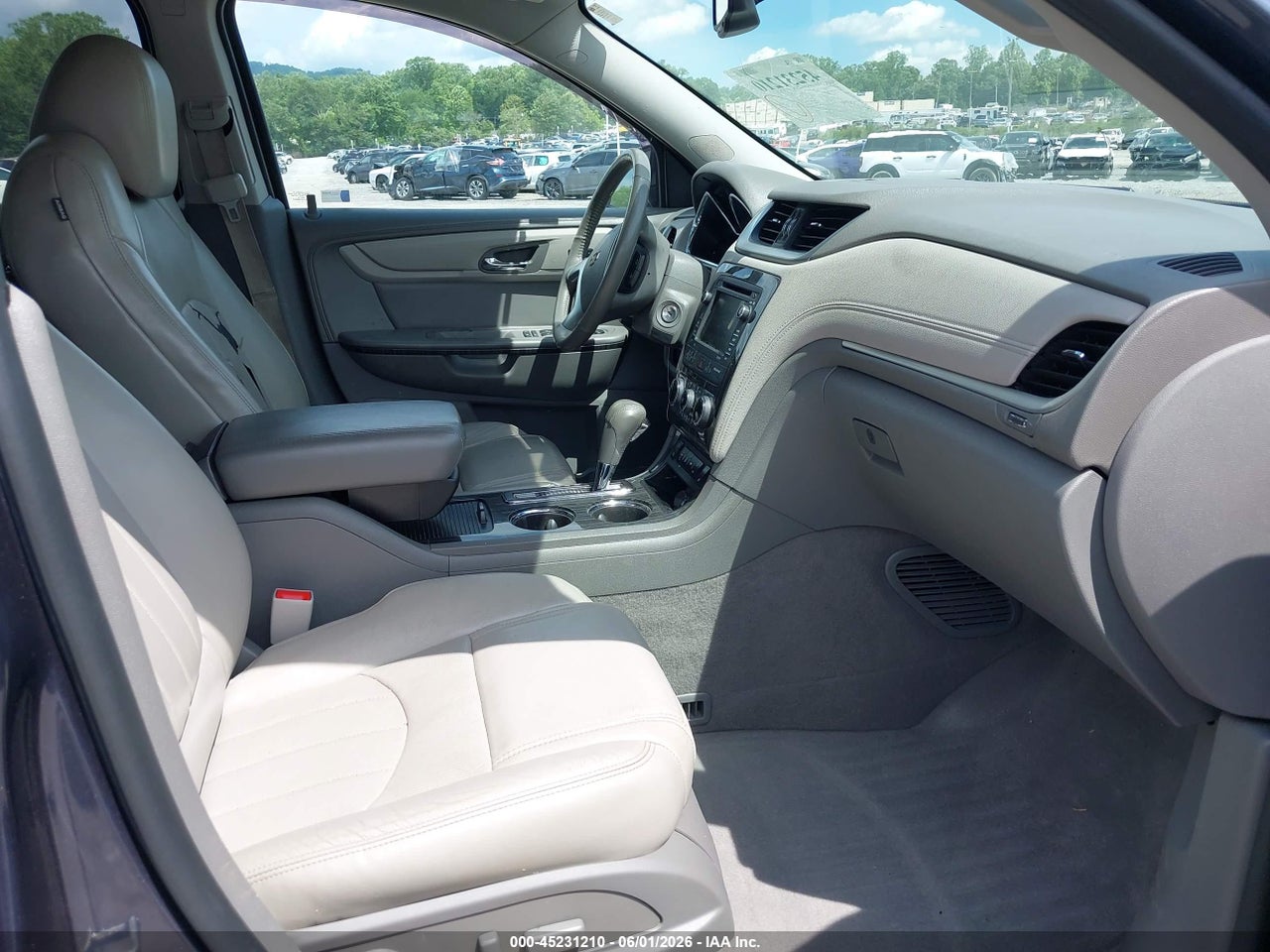 2014 CHEVROLET TRAVERSE LTZ thumbnail 6