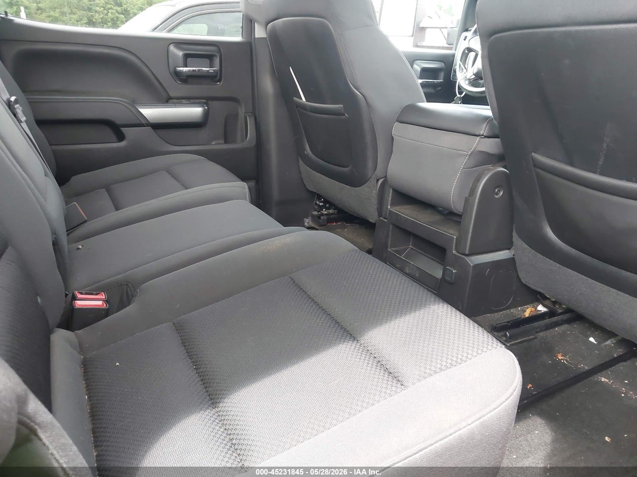 2015 CHEVROLET SILVERADO 1500 1LT thumbnail 9