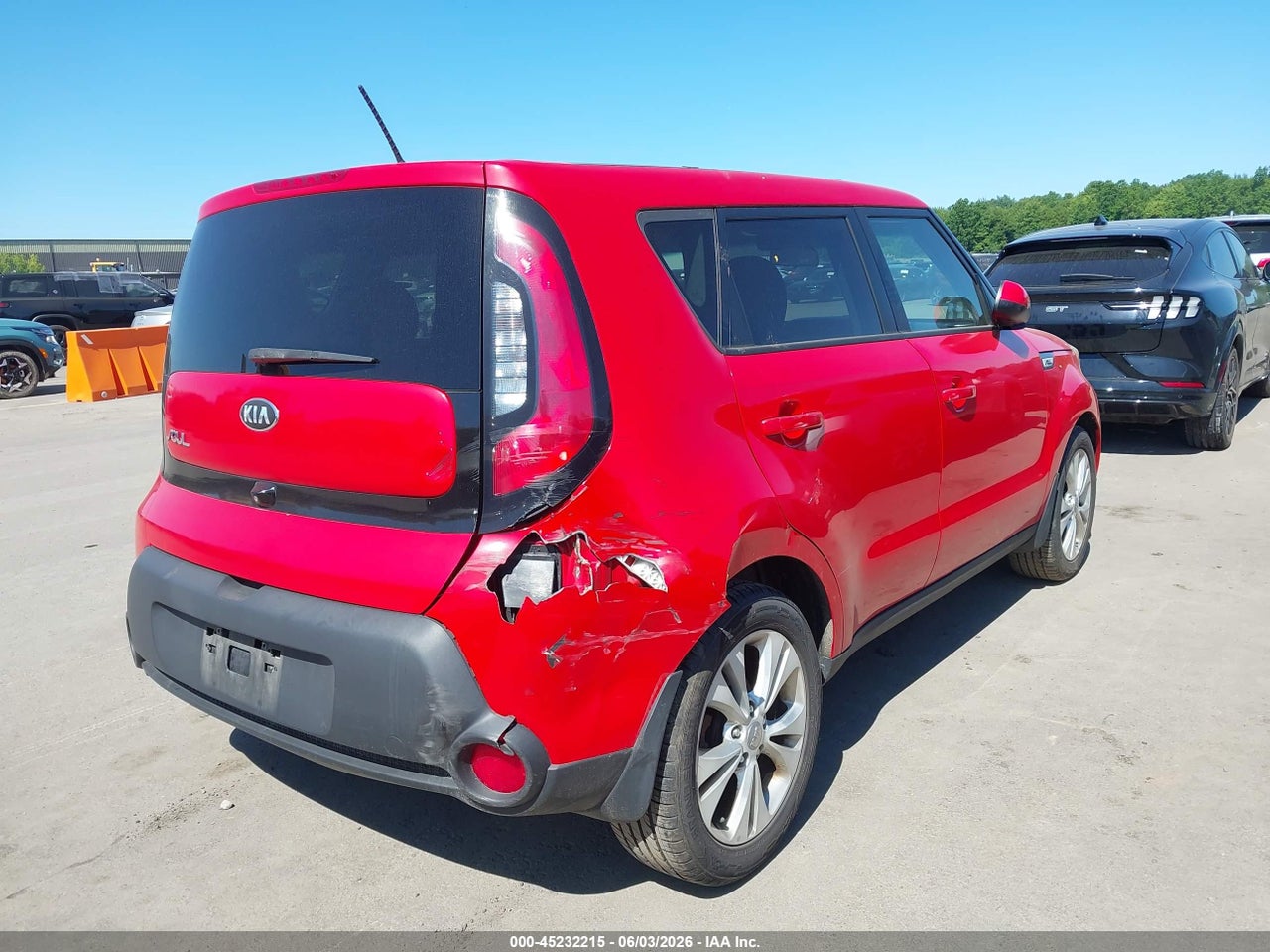 2015 KIA SOUL + · 4/12