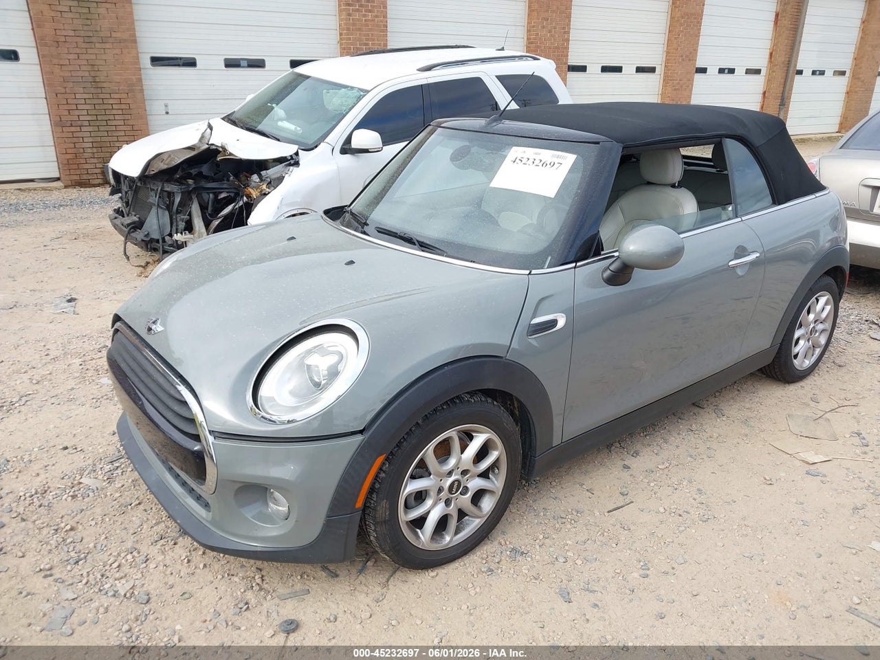 2016 MINI CONVERTIBLE COOPER thumbnail 3