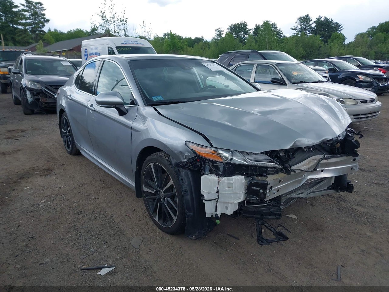 2019 TOYOTA CAMRY XSE thumbnail 2