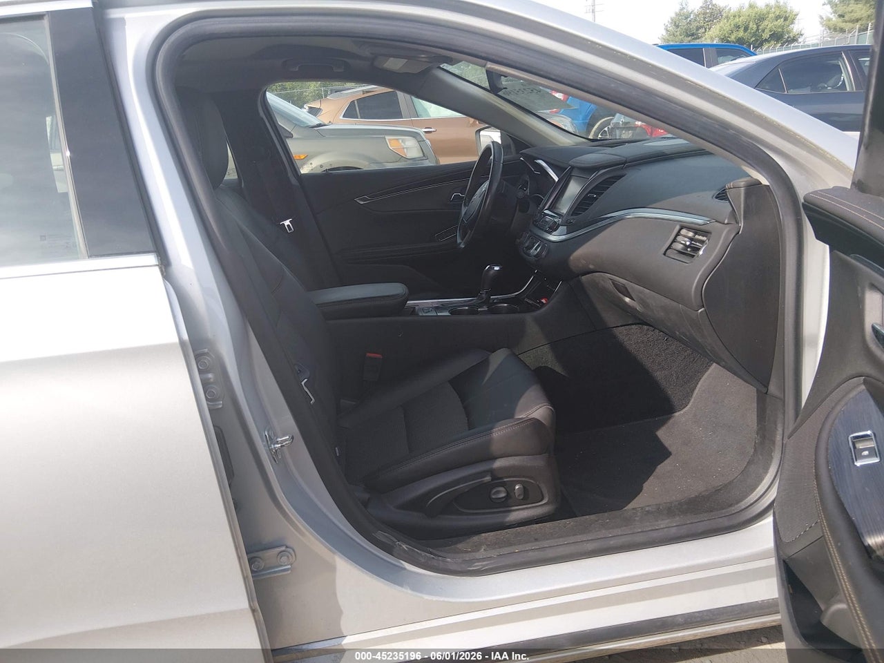 2019 CHEVROLET IMPALA LT thumbnail 6