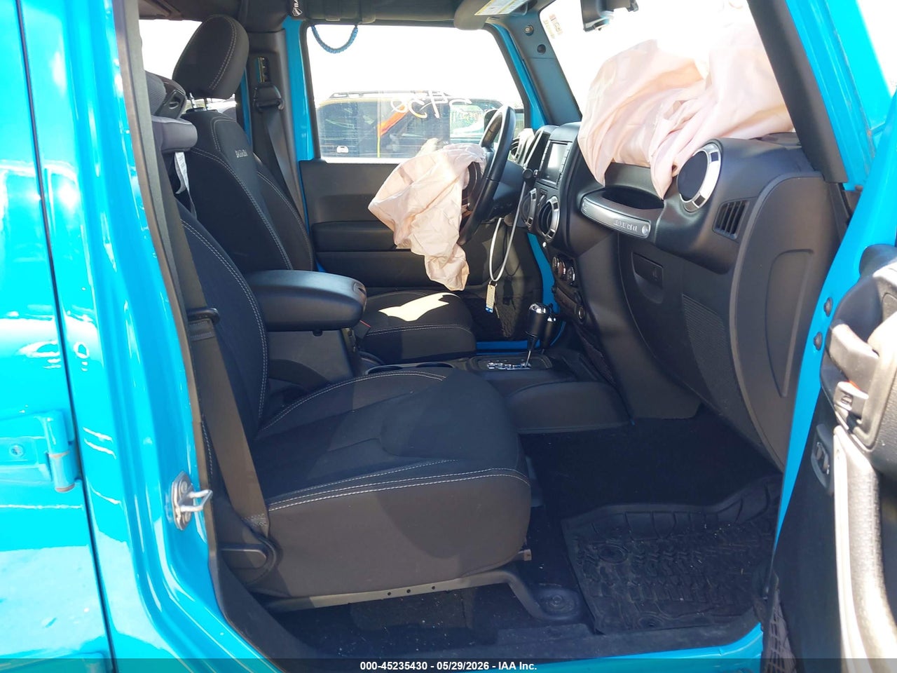 2018 JEEP WRANGLER JK UNLIMITED SAHARA thumbnail 6