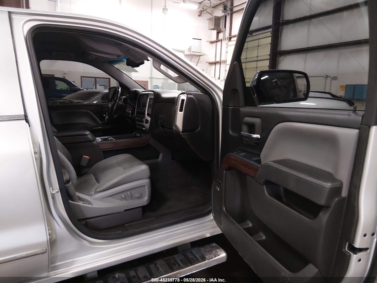 2015 GMC SIERRA K1500 SLT thumbnail 6