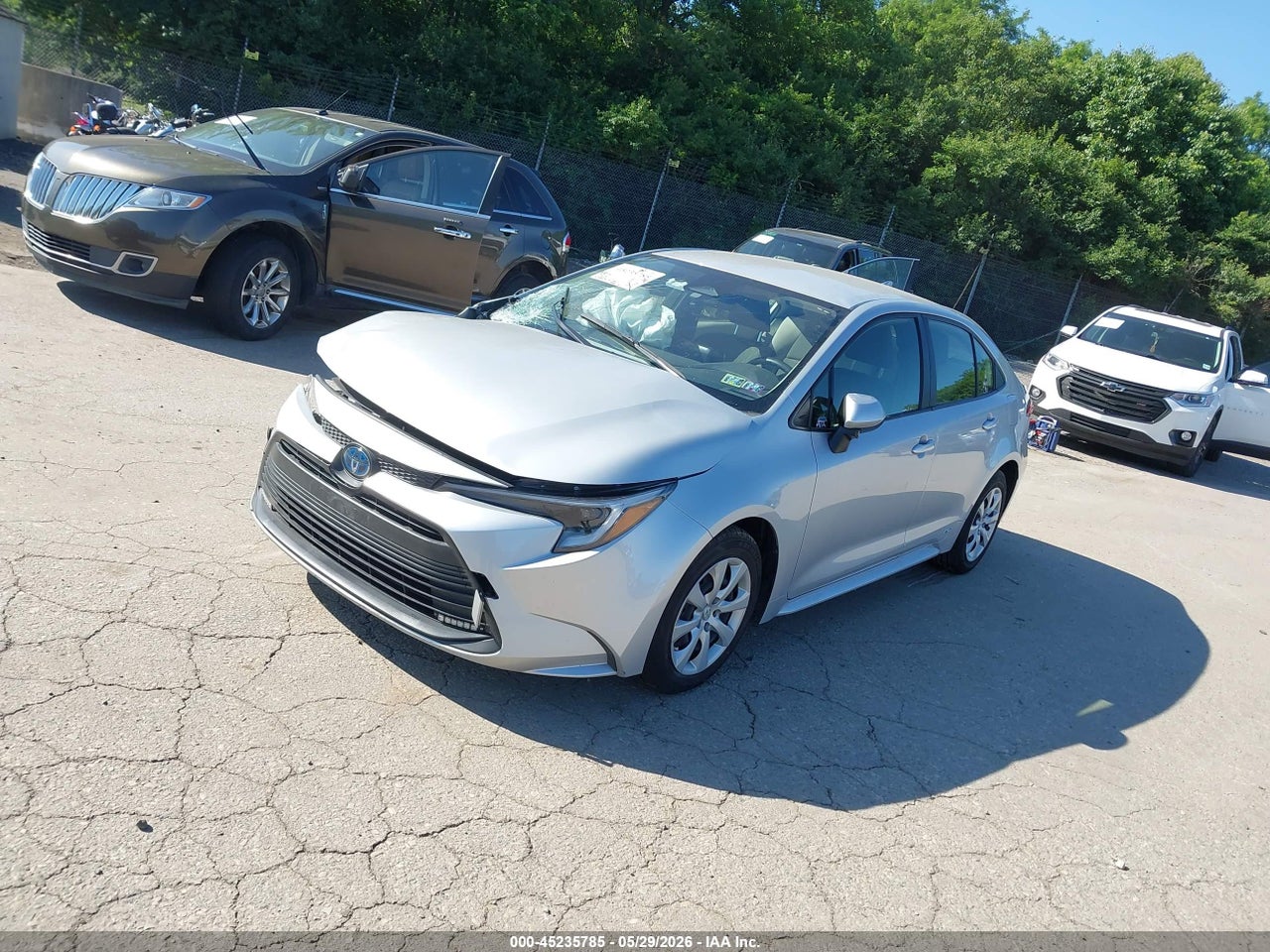 2023 TOYOTA COROLLA HYBRID LE thumbnail 3