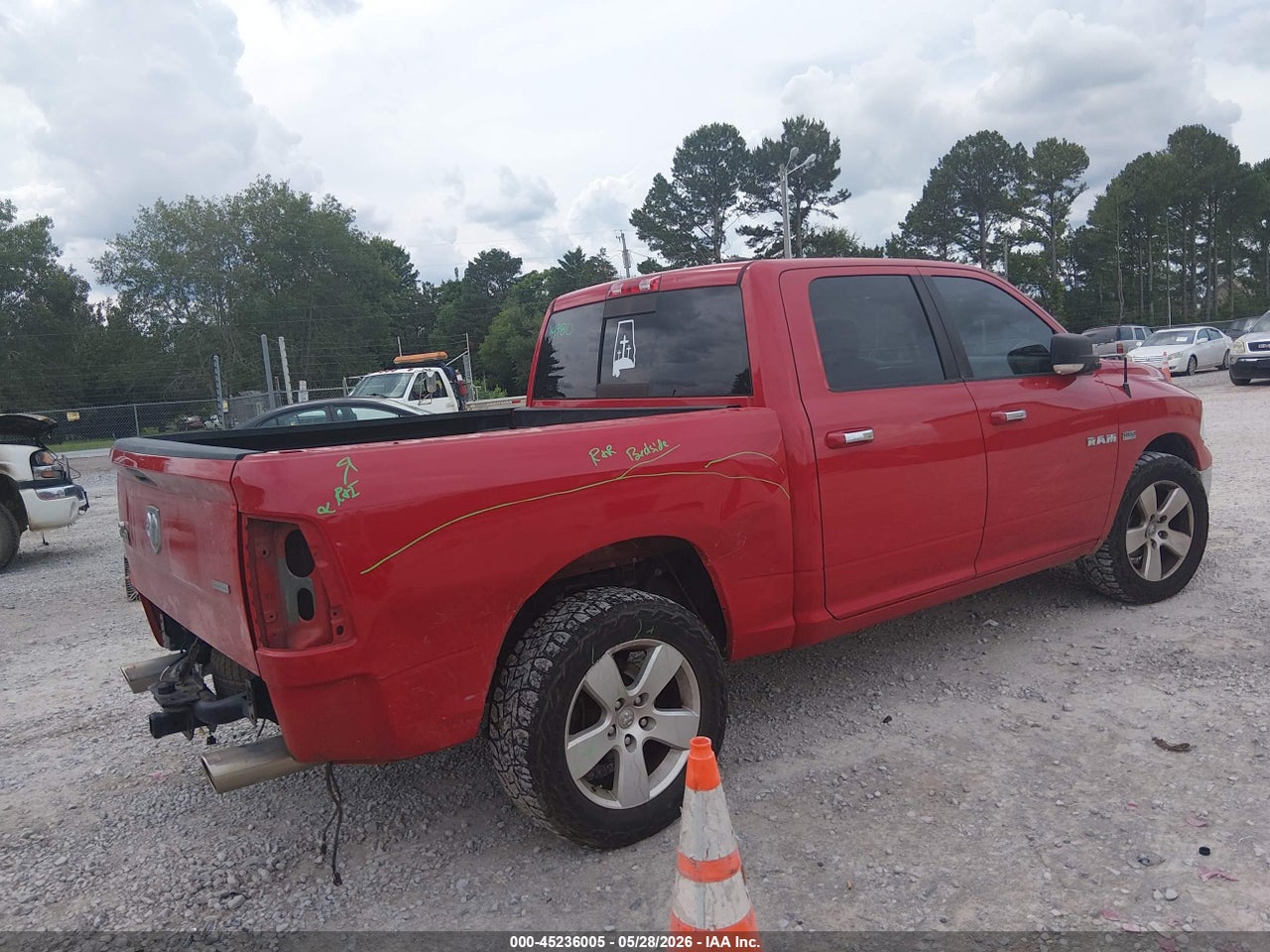 2010 DODGE RAM 1500 SLT/SPORT/TRX · 4/12