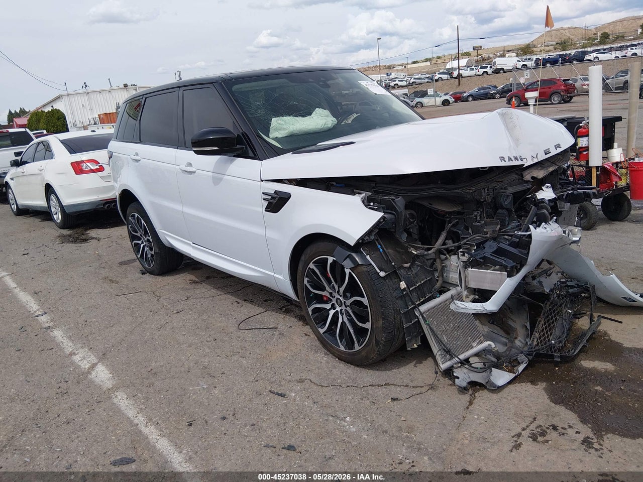 2019 LAND ROVER RANGE ROVER SPORT SUPERCHARGED DYNAMIC thumbnail 2