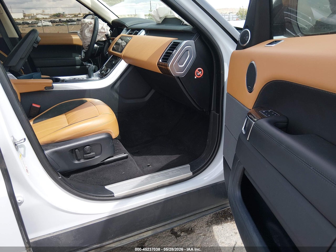 2019 LAND ROVER RANGE ROVER SPORT SUPERCHARGED DYNAMIC thumbnail 6