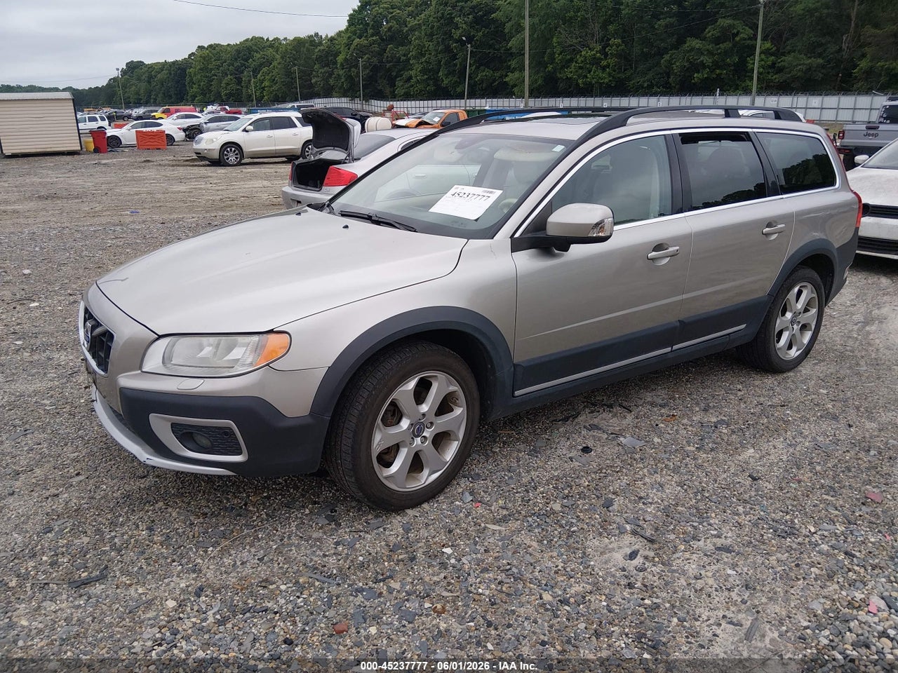 2011 VOLVO XC70 T6 thumbnail 3