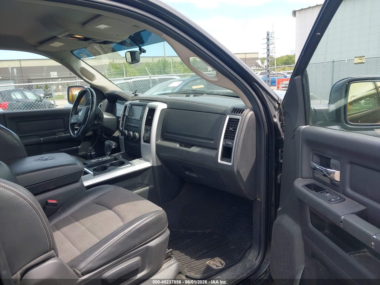 2011 RAM RAM 1500 SPORT thumbnail 6