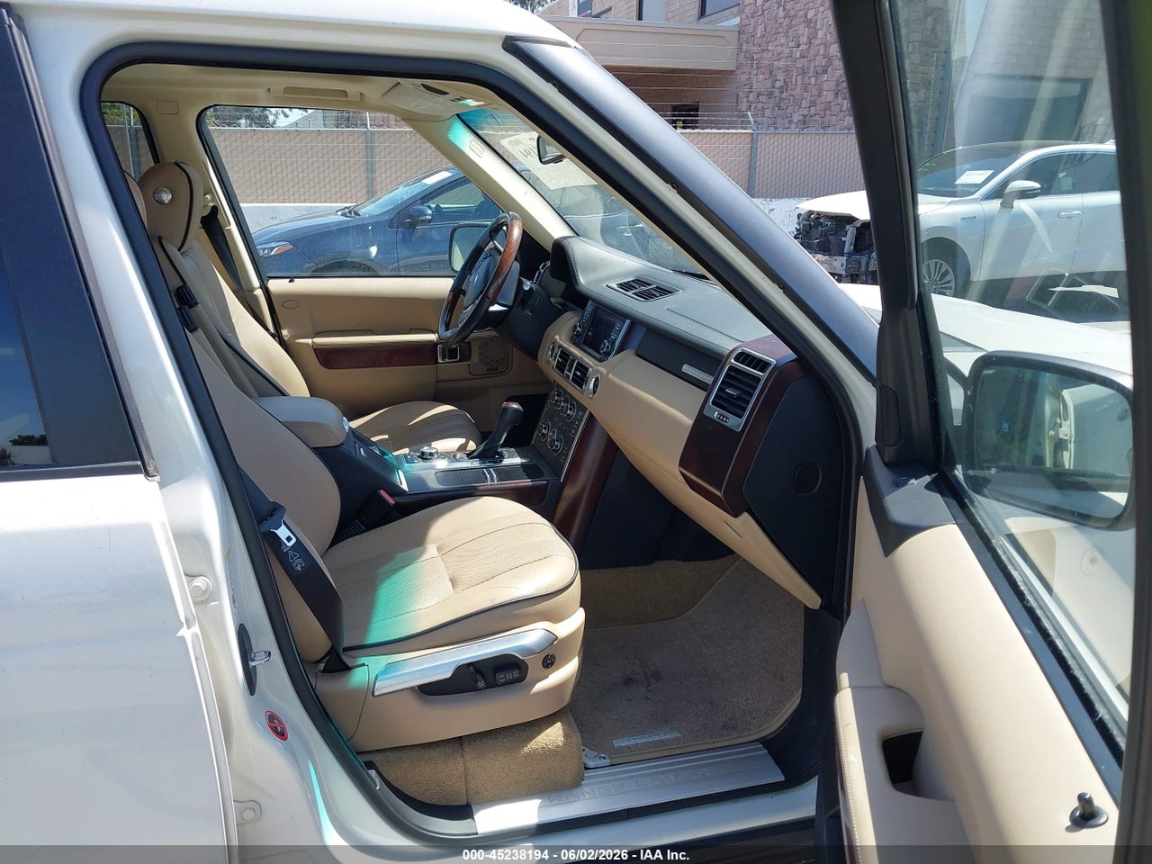2010 LAND ROVER RANGE ROVER HSE thumbnail 6