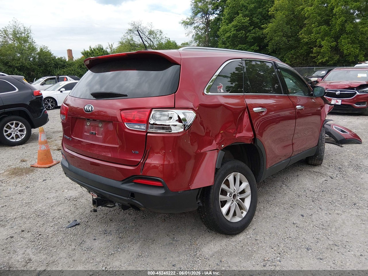 2017 KIA SORENTO LX/L thumbnail 5