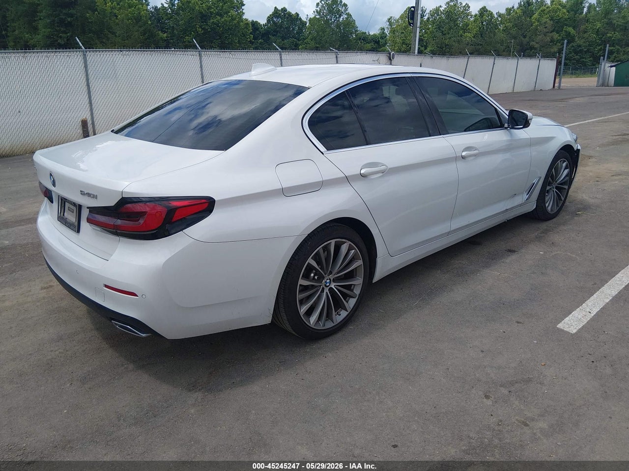 2021 BMW 540I XDRIVE thumbnail 5