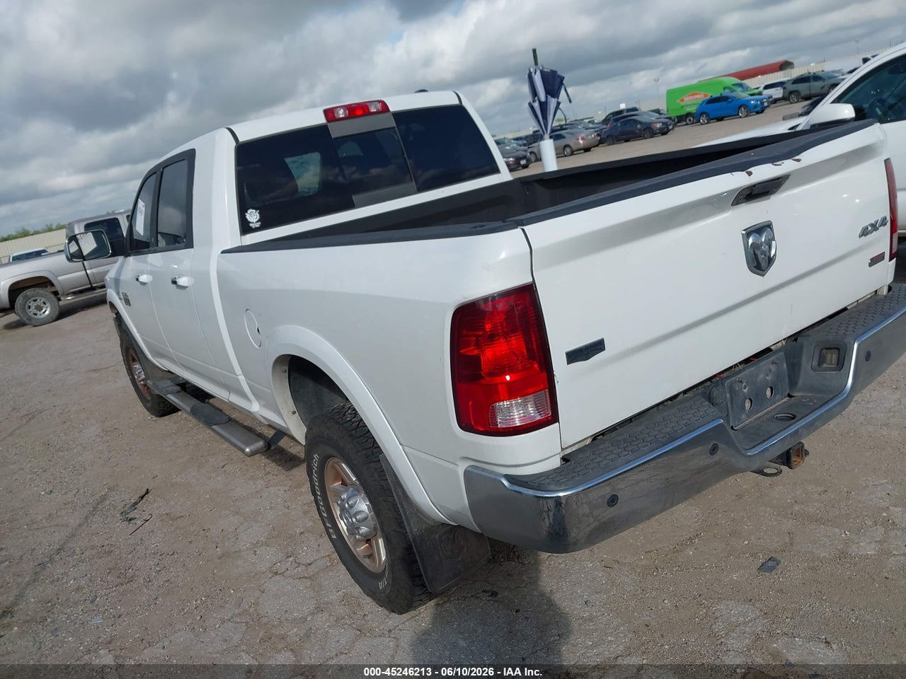 2012 RAM 2500 LARAMIE thumbnail 4