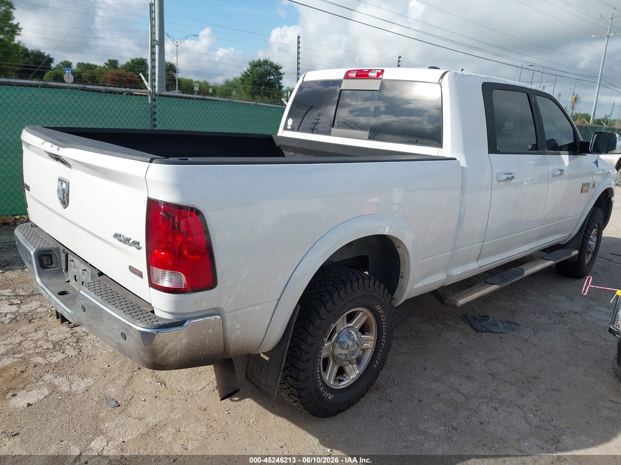 2012 RAM 2500 LARAMIE thumbnail 5