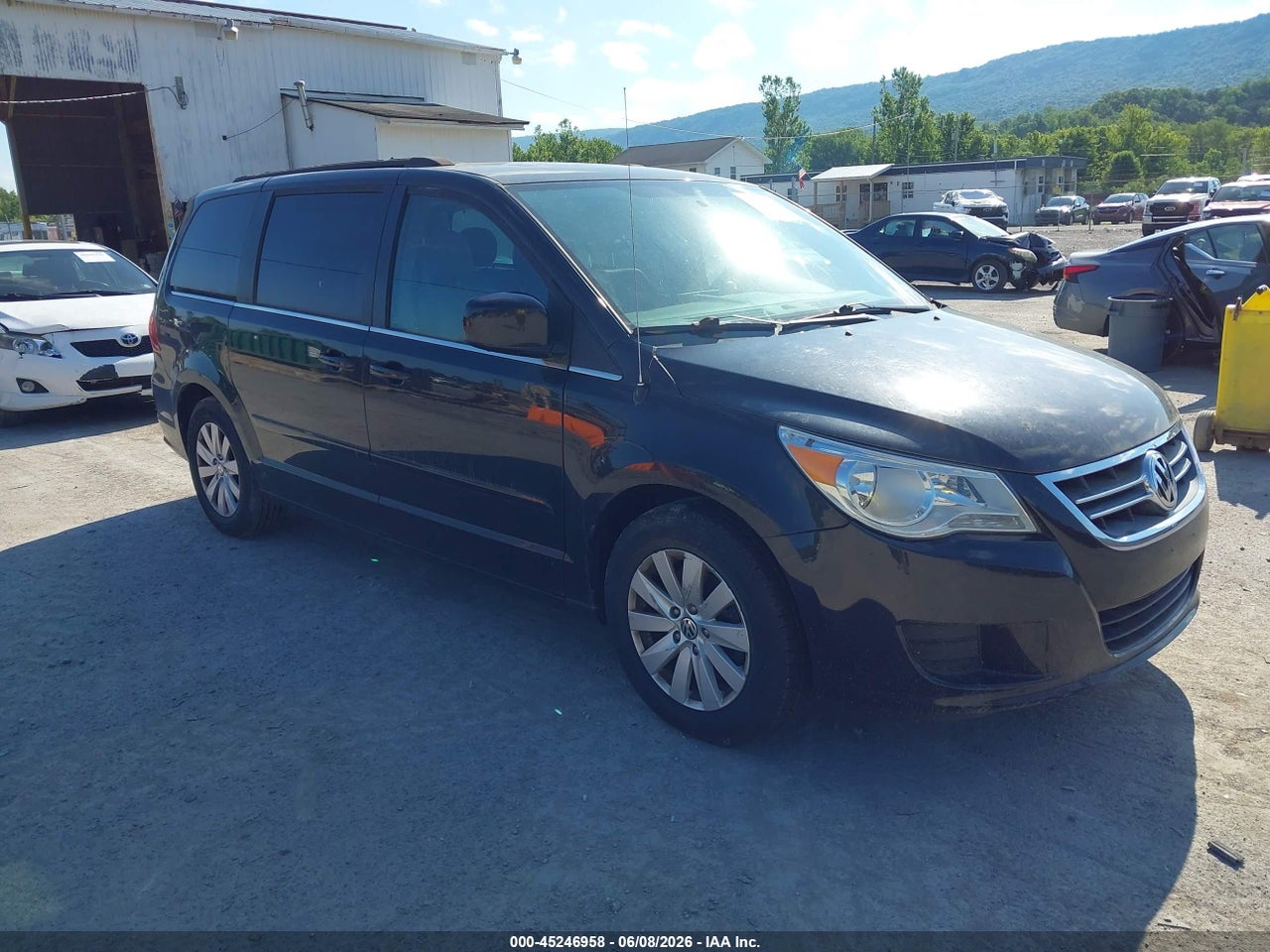 2012 VOLKSWAGEN ROUTAN SEL thumbnail 2