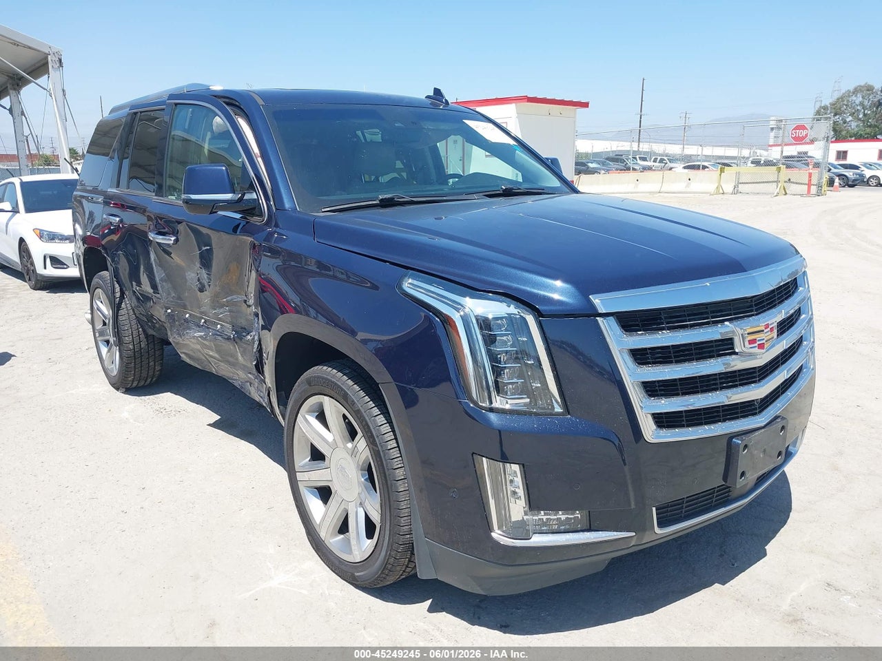 2019 CADILLAC ESCALADE PREMIUM LUXURY thumbnail 2