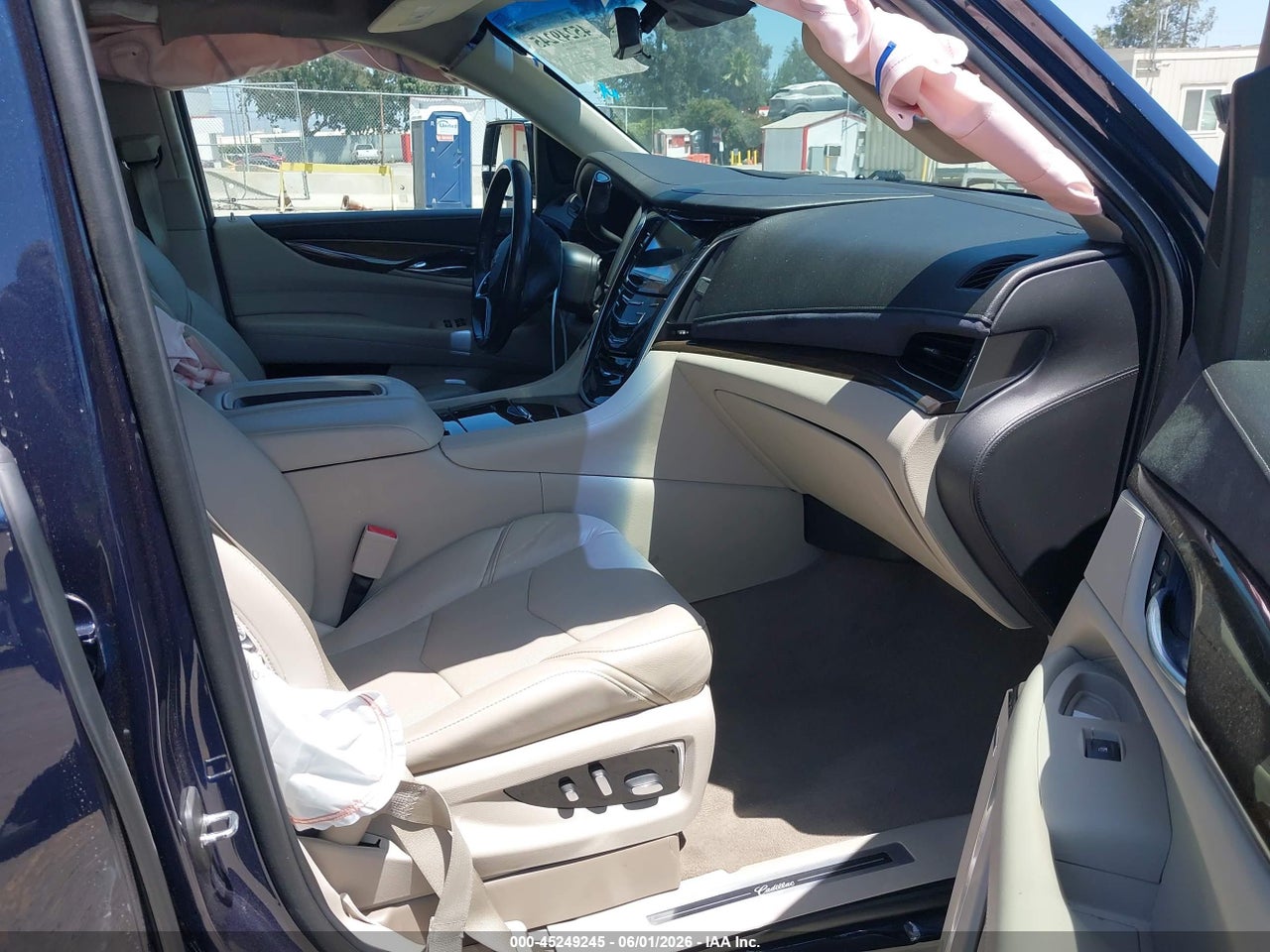 2019 CADILLAC ESCALADE PREMIUM LUXURY thumbnail 6